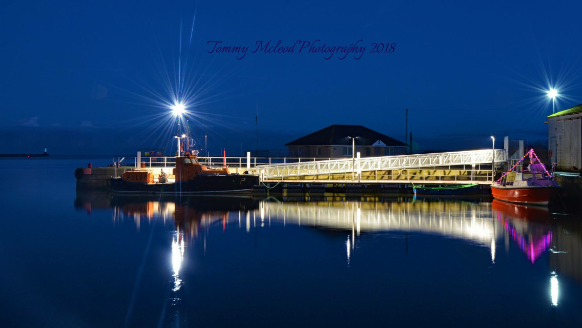 Night pontoon